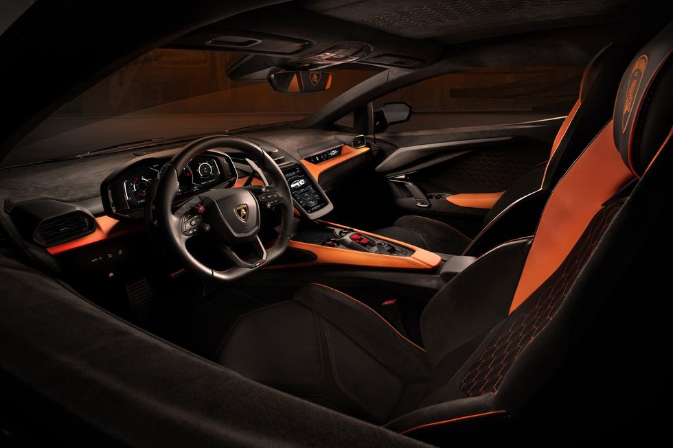 2024 Lamborghini Revuelto Steering