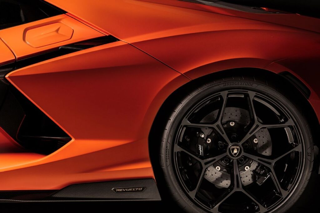 2024 Lamborghini Revuelto Wheel