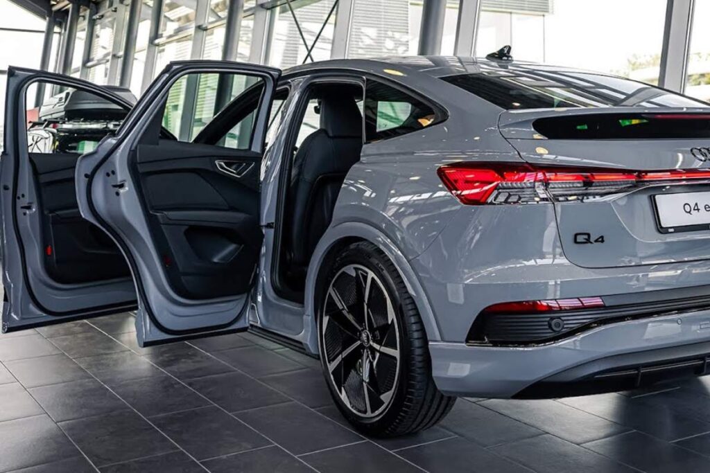 Audi Q4 Sportback e tron2234564322345edxfgh